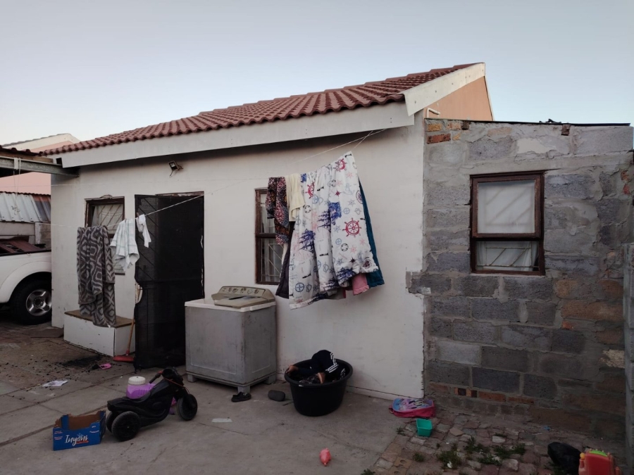 2 Bedroom Property for Sale in Pelican Park Western Cape